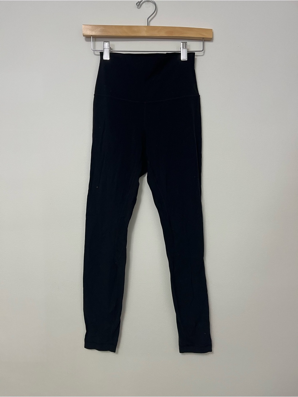 Lululemon Align Leggings in Black Size 4